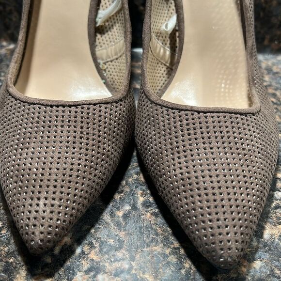 Guess Brown Suede Cutout Pointed Toe Heels Sz 10M - Picture 9 of 14